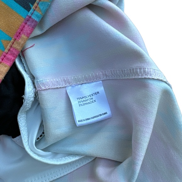 CRAZY TRAIN “Bold Board Shorts” Aztec print pink and gold Size Large NWT - Picture 5 of 7